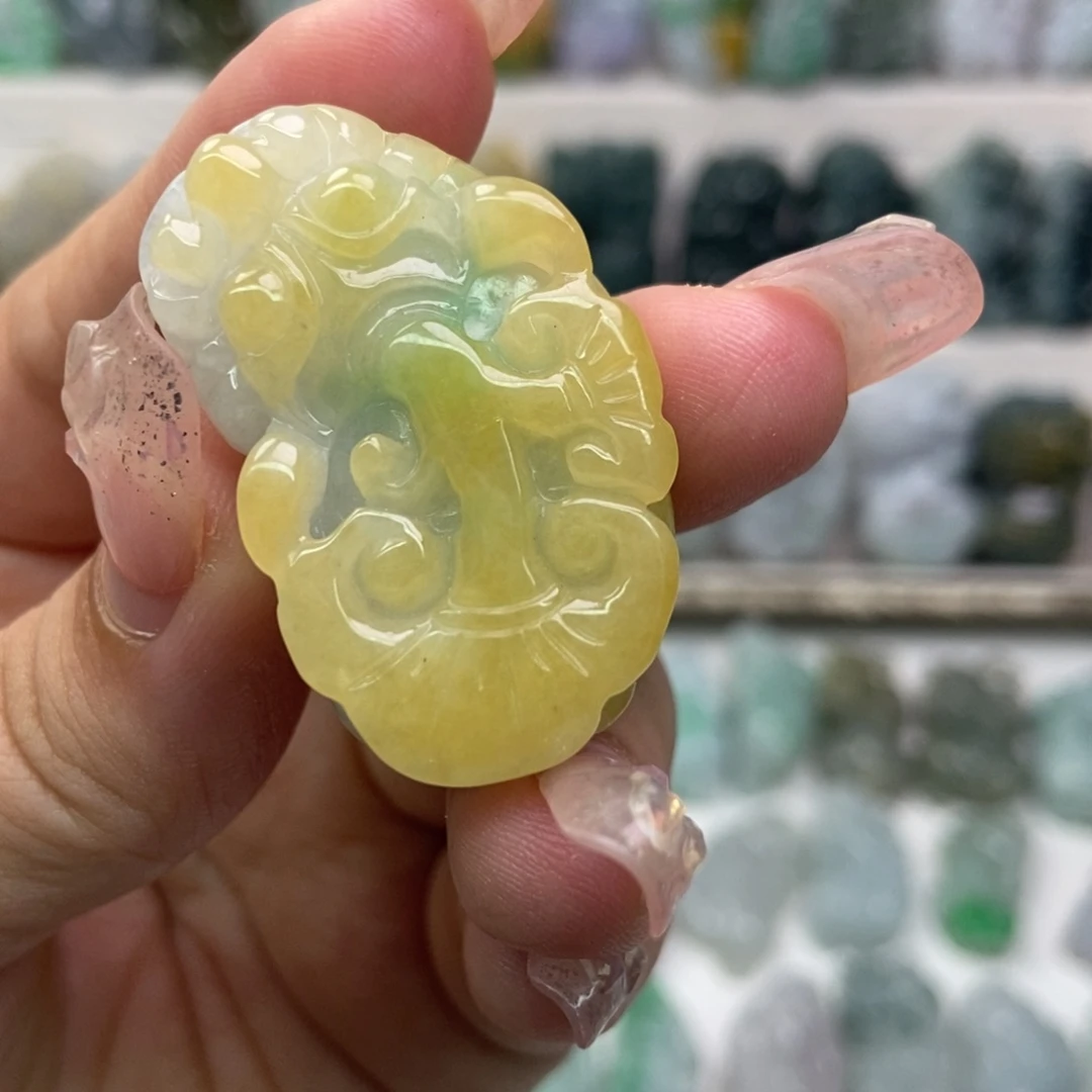 吊坠(赠链)未镶嵌翡翠
