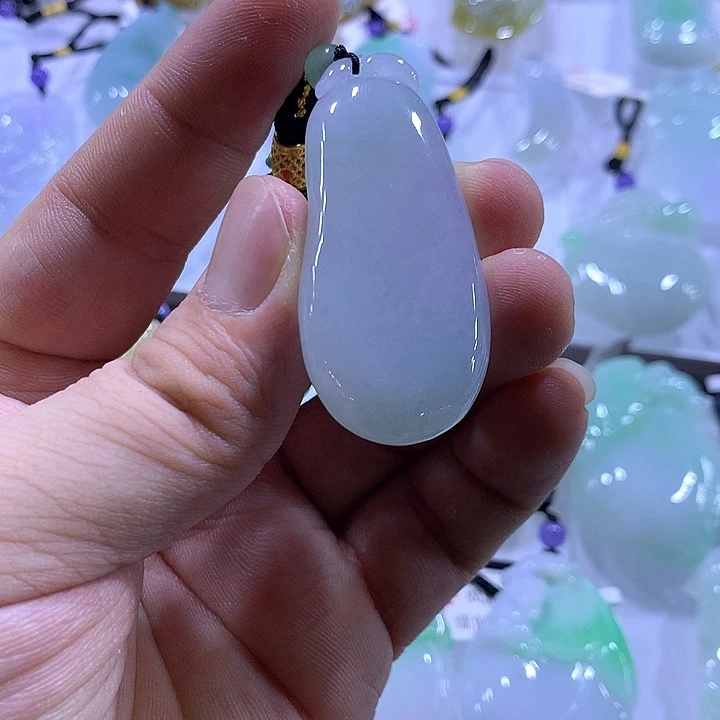 翡翠未镶嵌颈饰天然翡翠A货吊坠