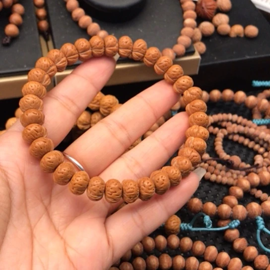 吃***条桃核吊坠蟠桃单圈