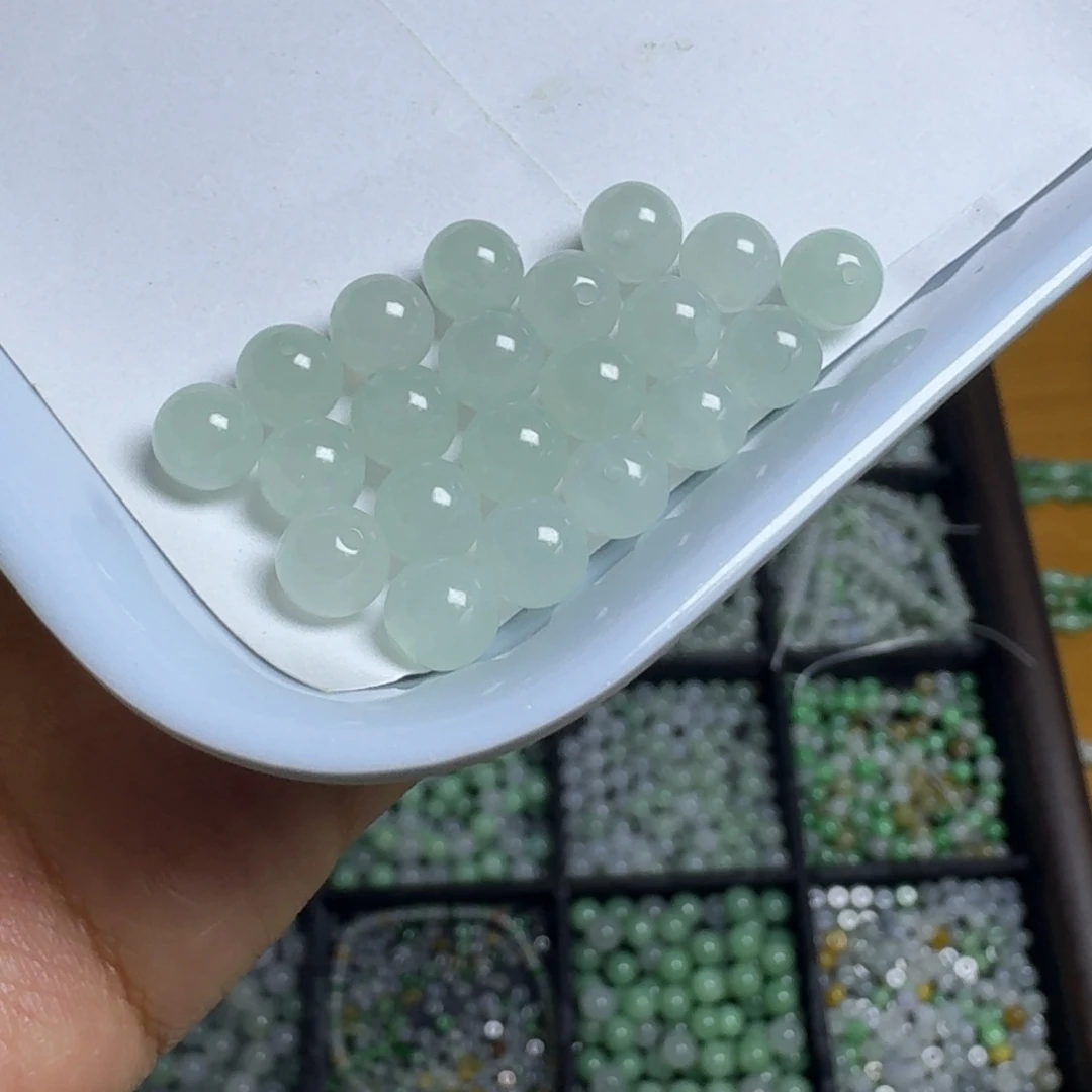 小***呀翡翠散珠7mm白冰圆珠一份定制