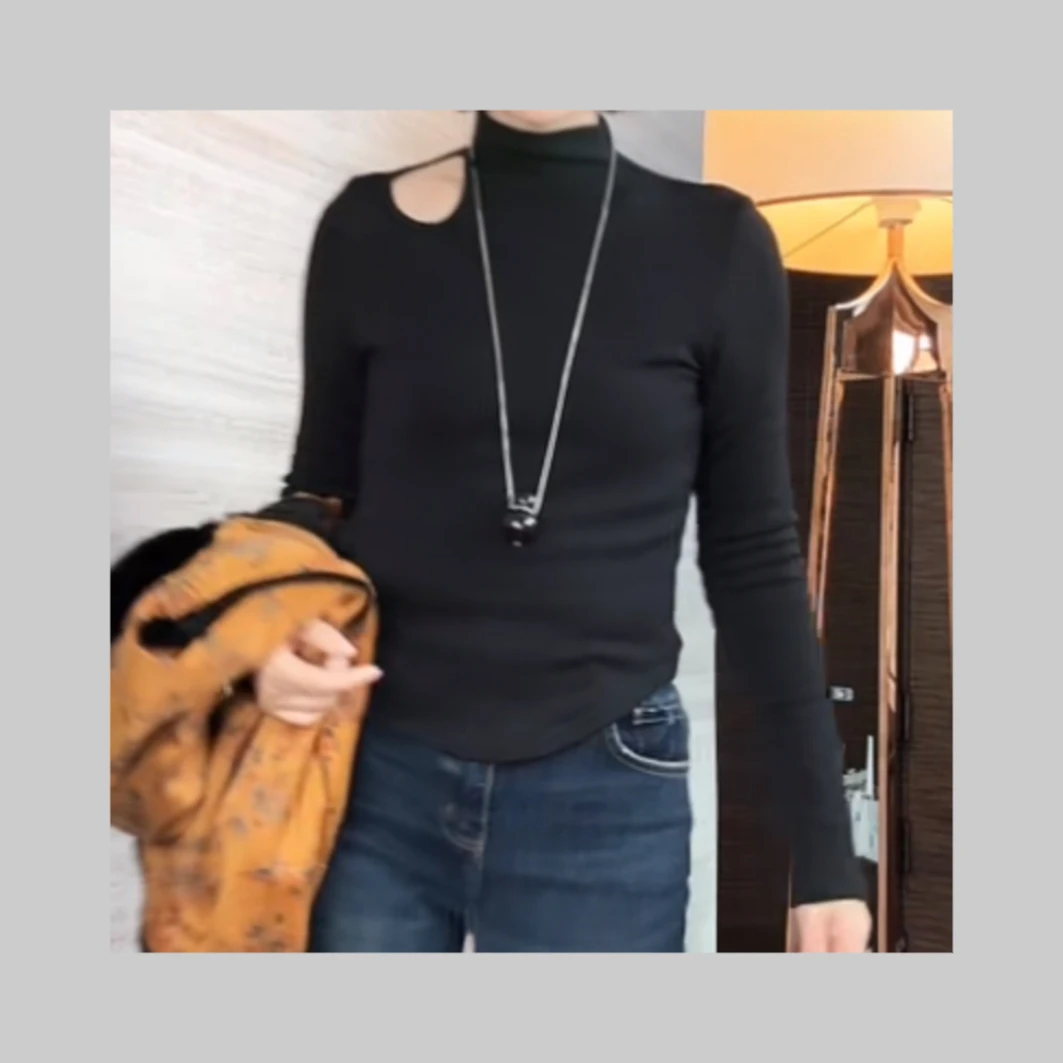 【阿春】丨"设计感镂空纯色长袖打底T恤"（加磨毛）