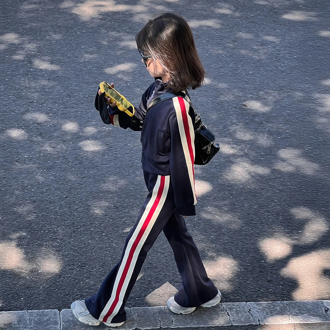 女童运动套装秋季2025新款小女孩网红炸街秋装儿童早秋休闲两件套