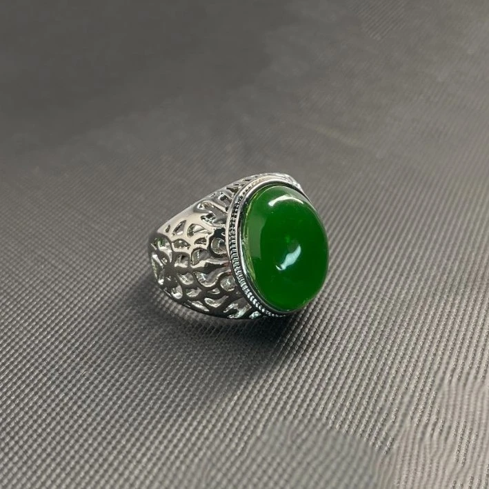 民族风蛋面绿蛋形状 到手一个创意饰品