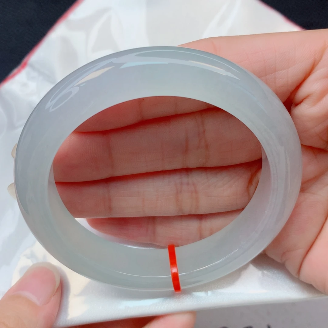 翡翠未镶嵌手镯55.5圈 冰种白月光冰胶透完整推荐