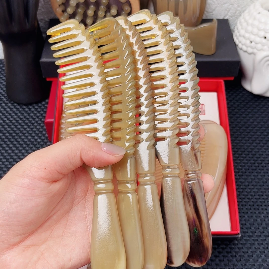 手工制作牛角梳子