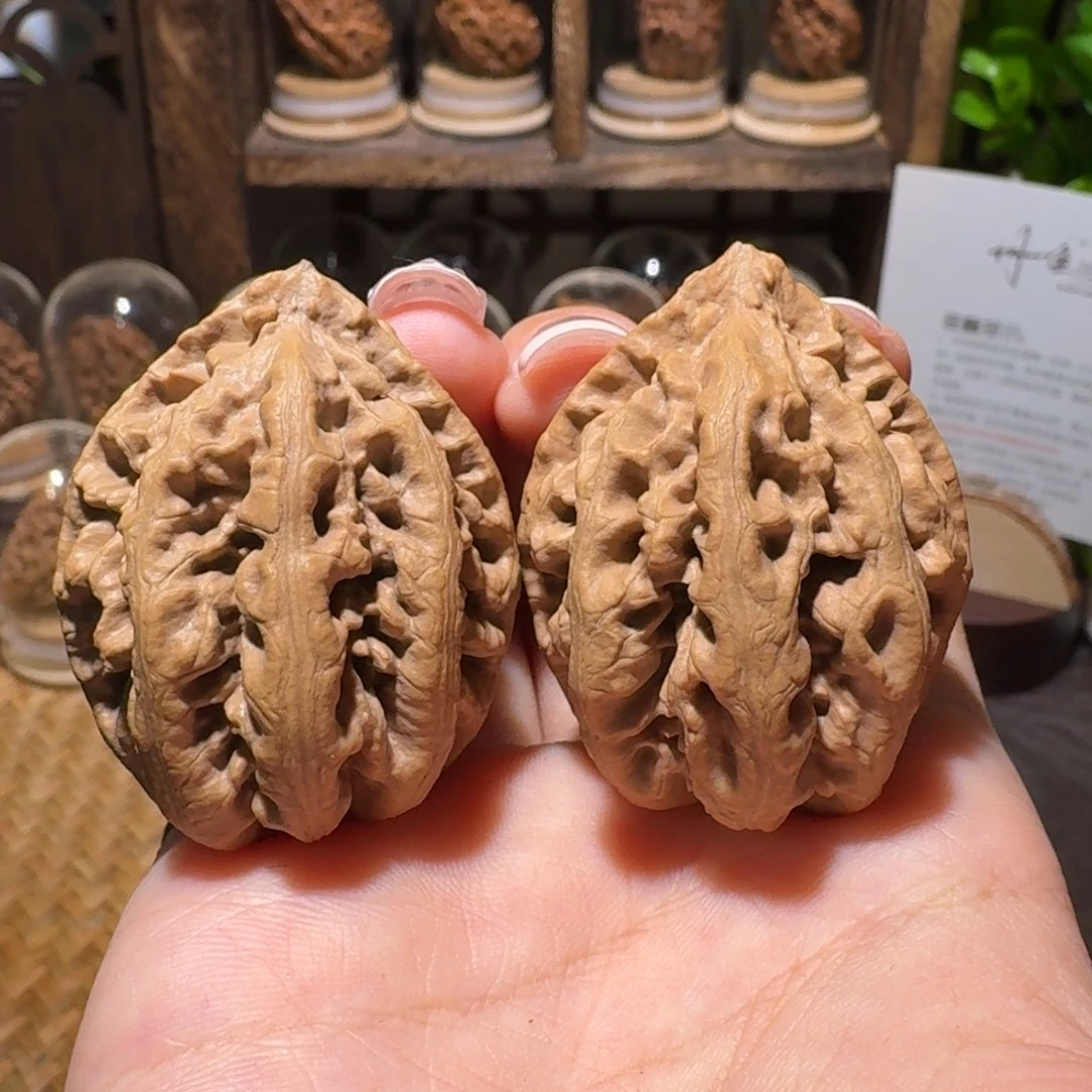 把件文玩核桃珊瑚