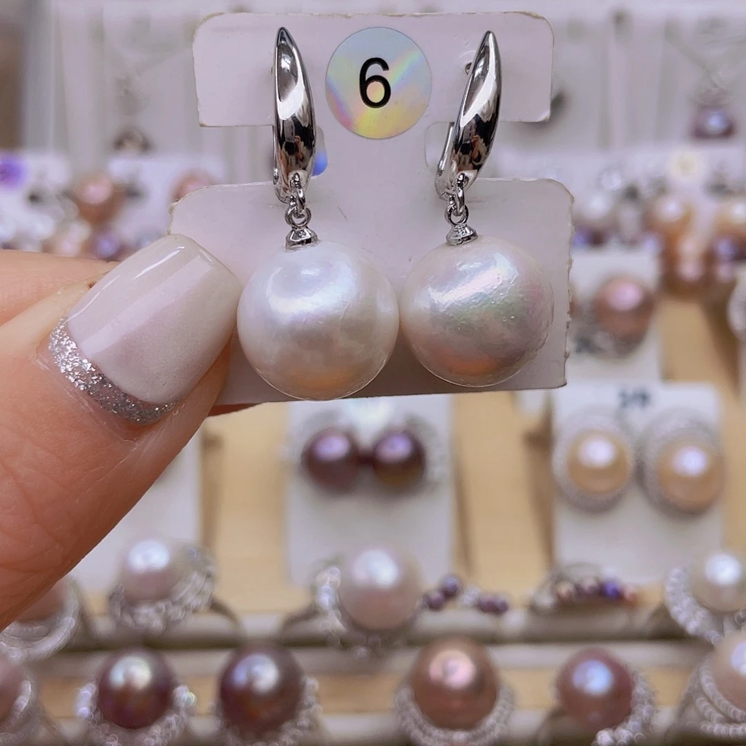 未镶嵌耳饰淡水珍珠