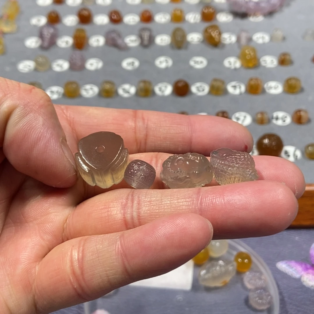 金***起玛瑙/玉髓合金颈饰套