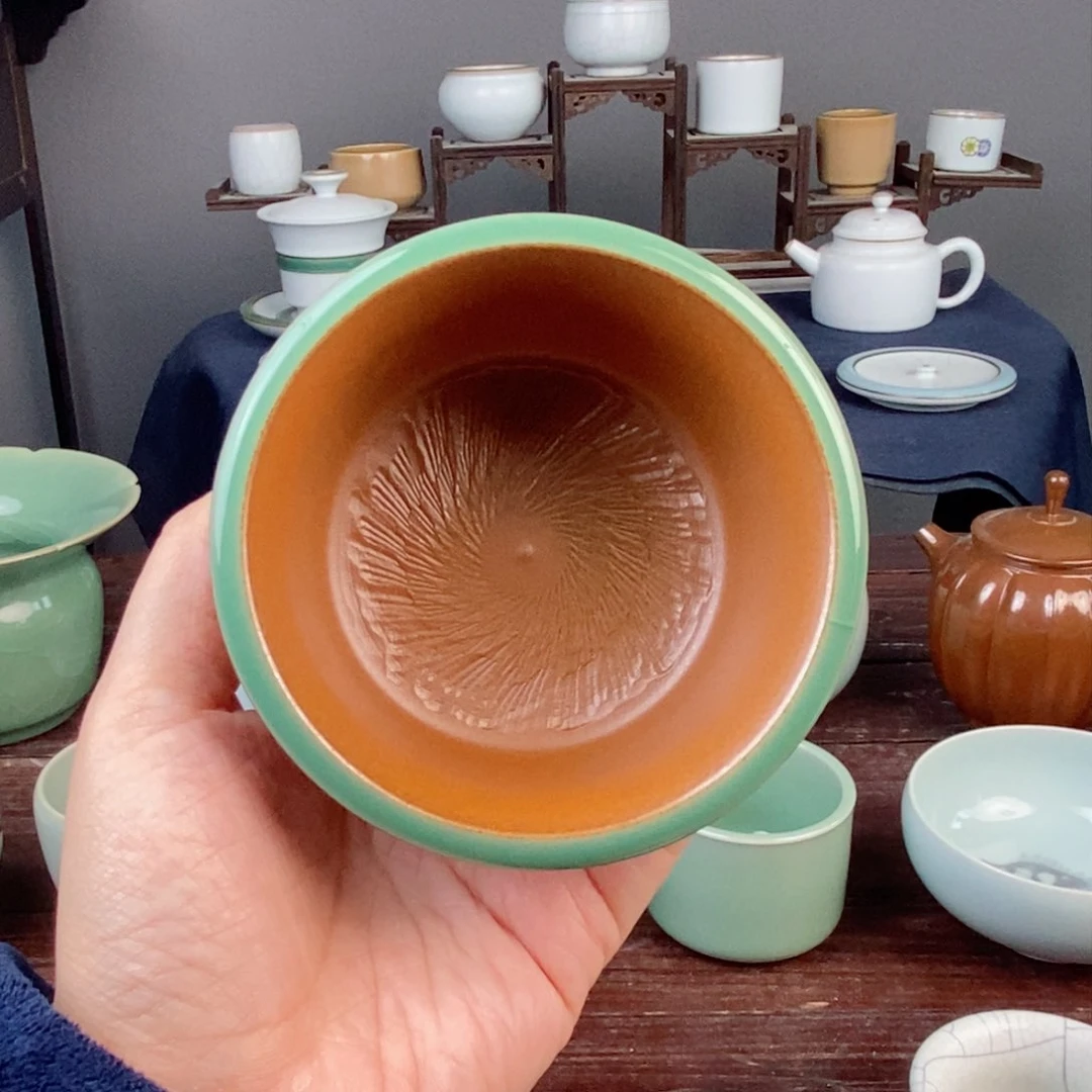 朱砂胎草木灰跳刀加梅子青 主人杯