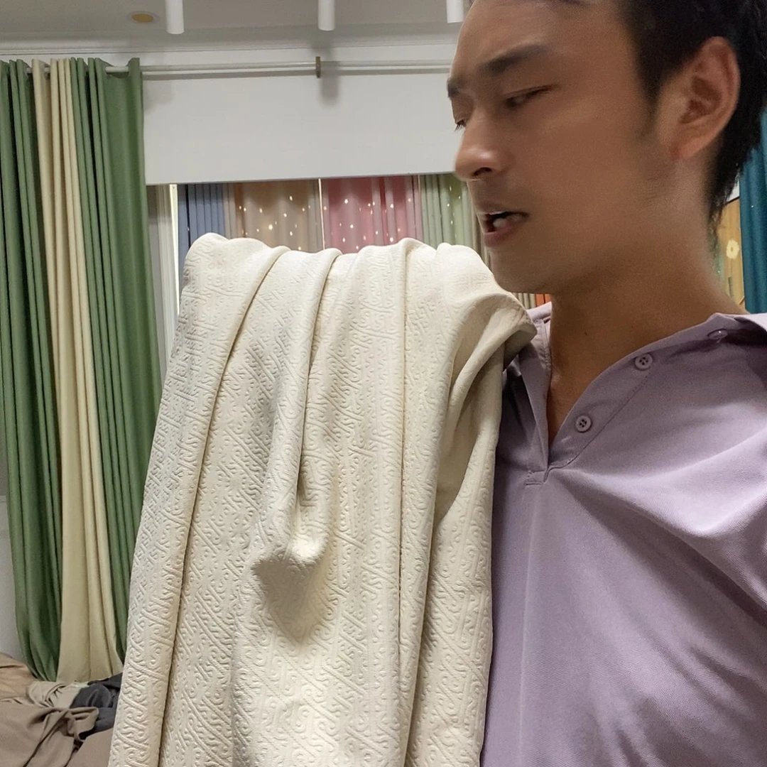 涤纶?***轻奶油色孤品