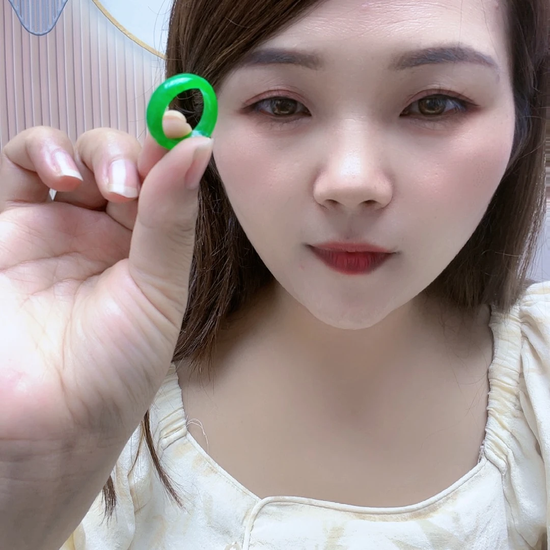 【闪购商品】翡翠未镶嵌颈饰