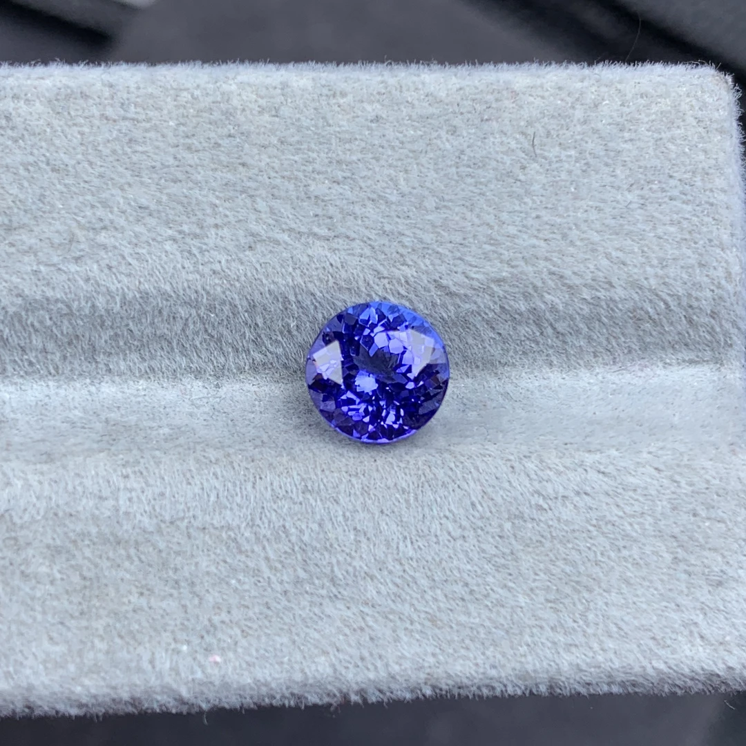 天然彩宝5A级圆形坦桑石裸石 圆7重1.45ct 晶体干净可配金托银托