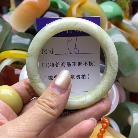 未镶嵌蛇纹石玉手镯