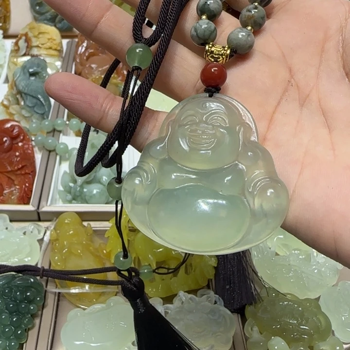 蛇纹石玉吊坠未镶嵌