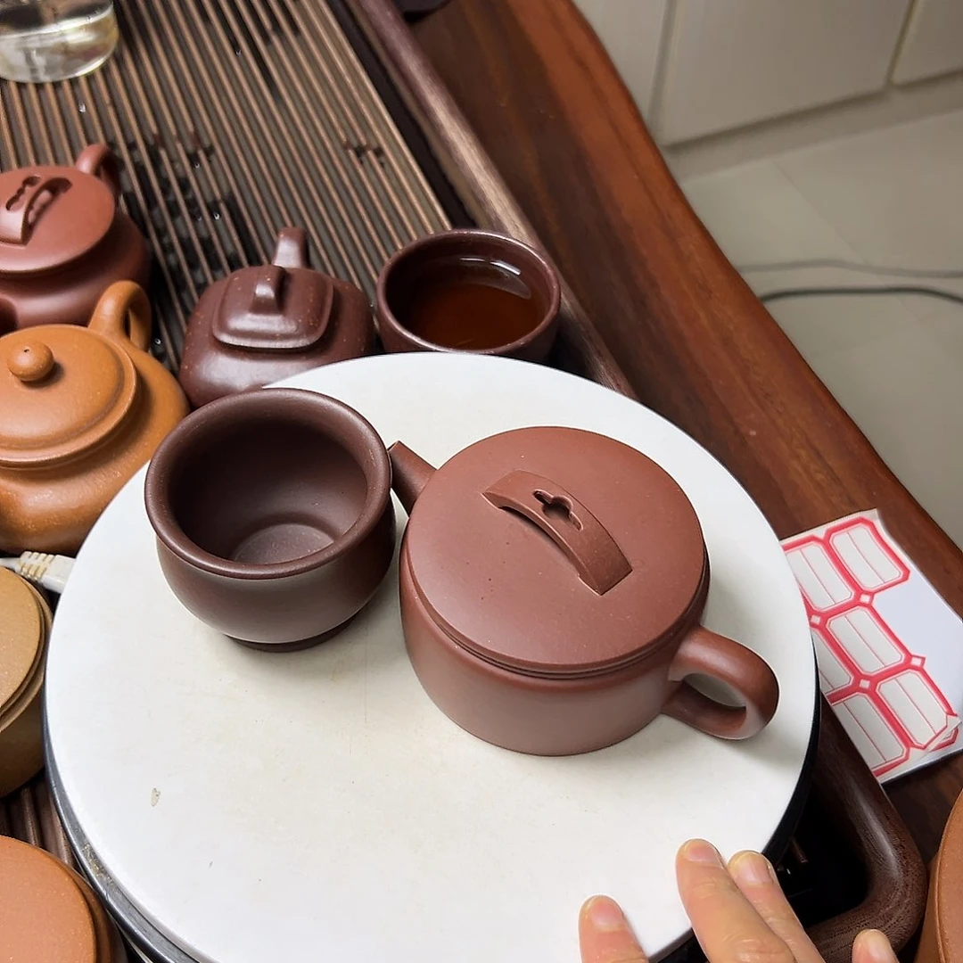 紫泥茶壶紫砂壶等传统