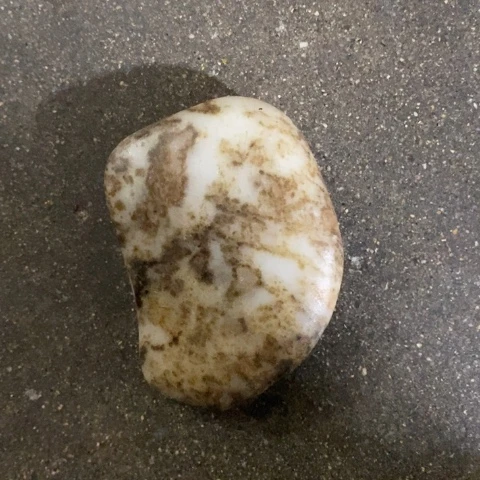 未镶嵌和田玉（糖玉）挂件