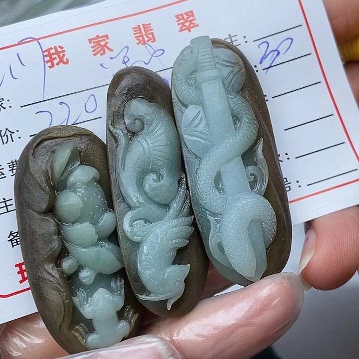 未镶嵌定制翡翠深**姐