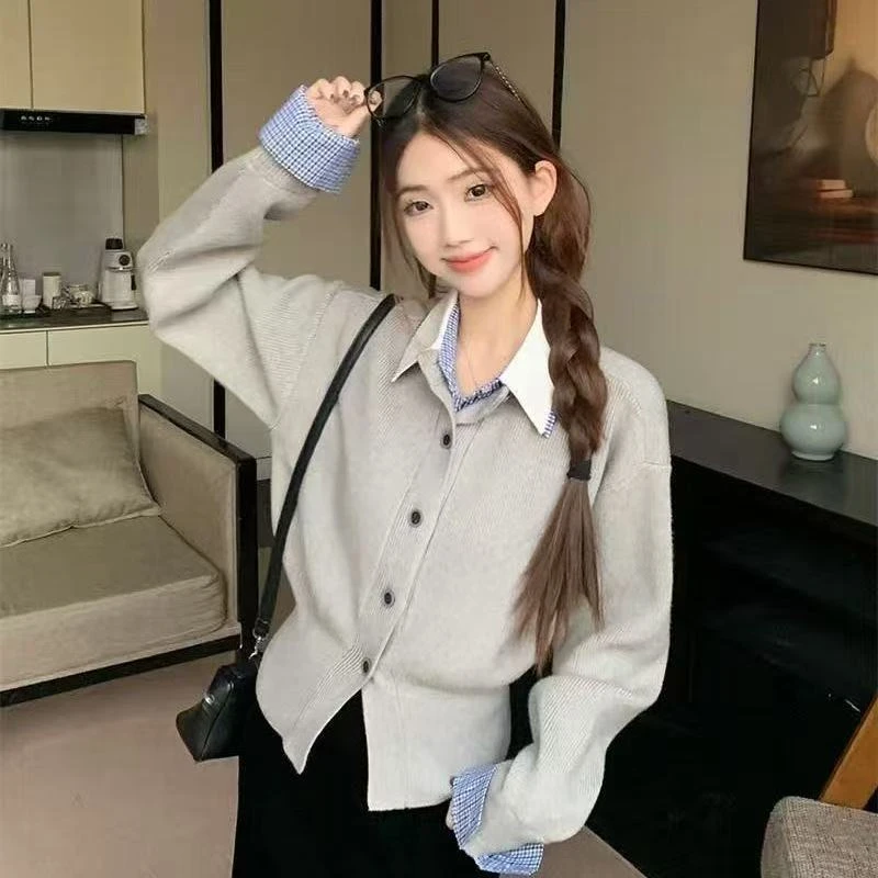 设计感假两件衬衫领针织开衫女早春宽松显瘦别致撞色内搭外穿上衣