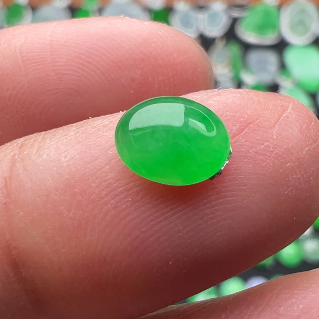 翡翠颈饰未镶嵌蛋7.2