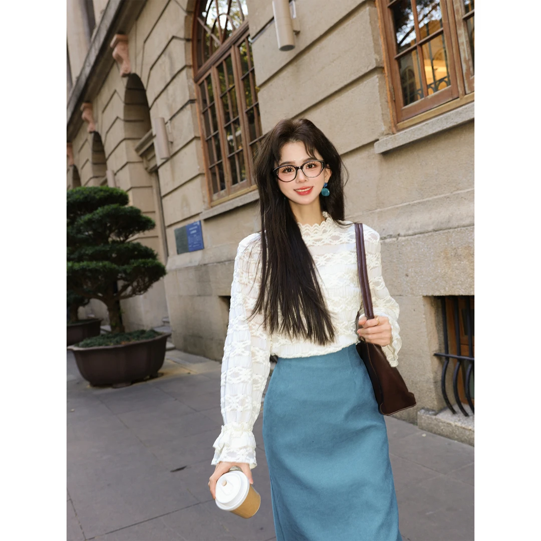 陈佳洁【霜月琴音】港风复古蕾丝长袖百搭打底衫JA1999212