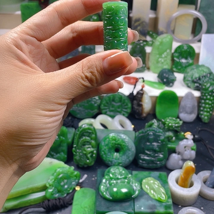 和田玉未镶嵌珠宝半成品