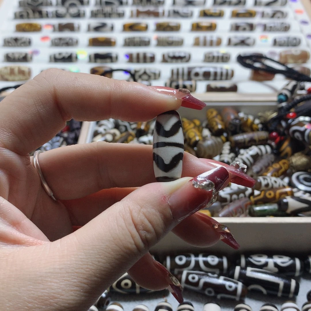 未镶嵌颈饰玛瑙/玉髓