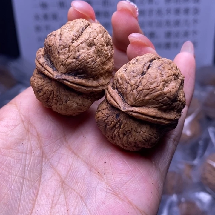 核桃云南野生铁核桃33号38mm