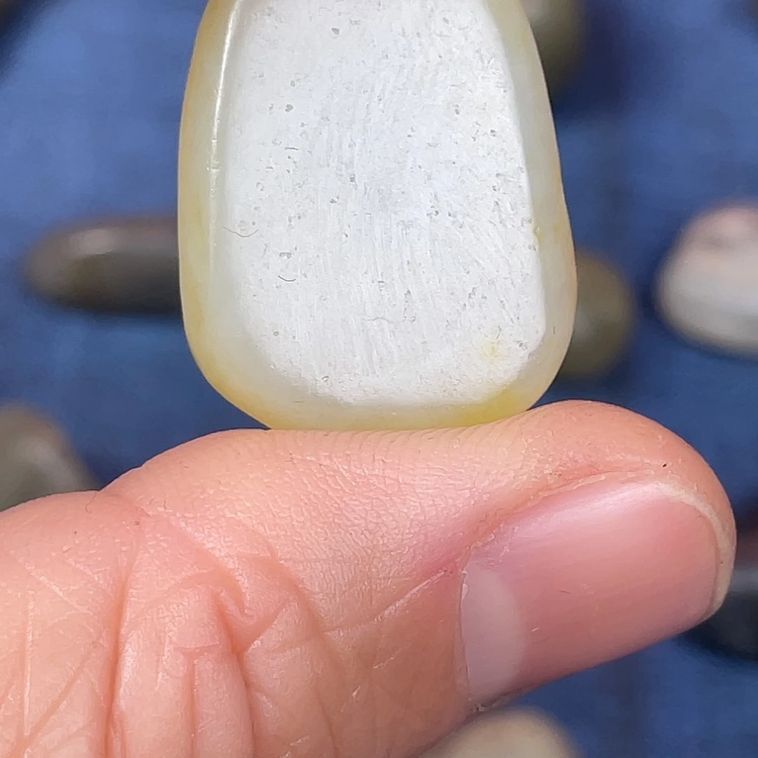 和田玉（糖玉）珠宝奇石未镶嵌半**抽