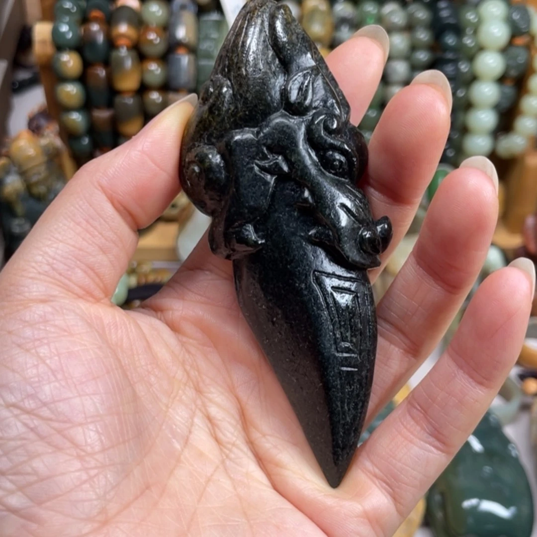 【闪购商品】岫岩河磨玉（透闪石质玉）未镶嵌把件