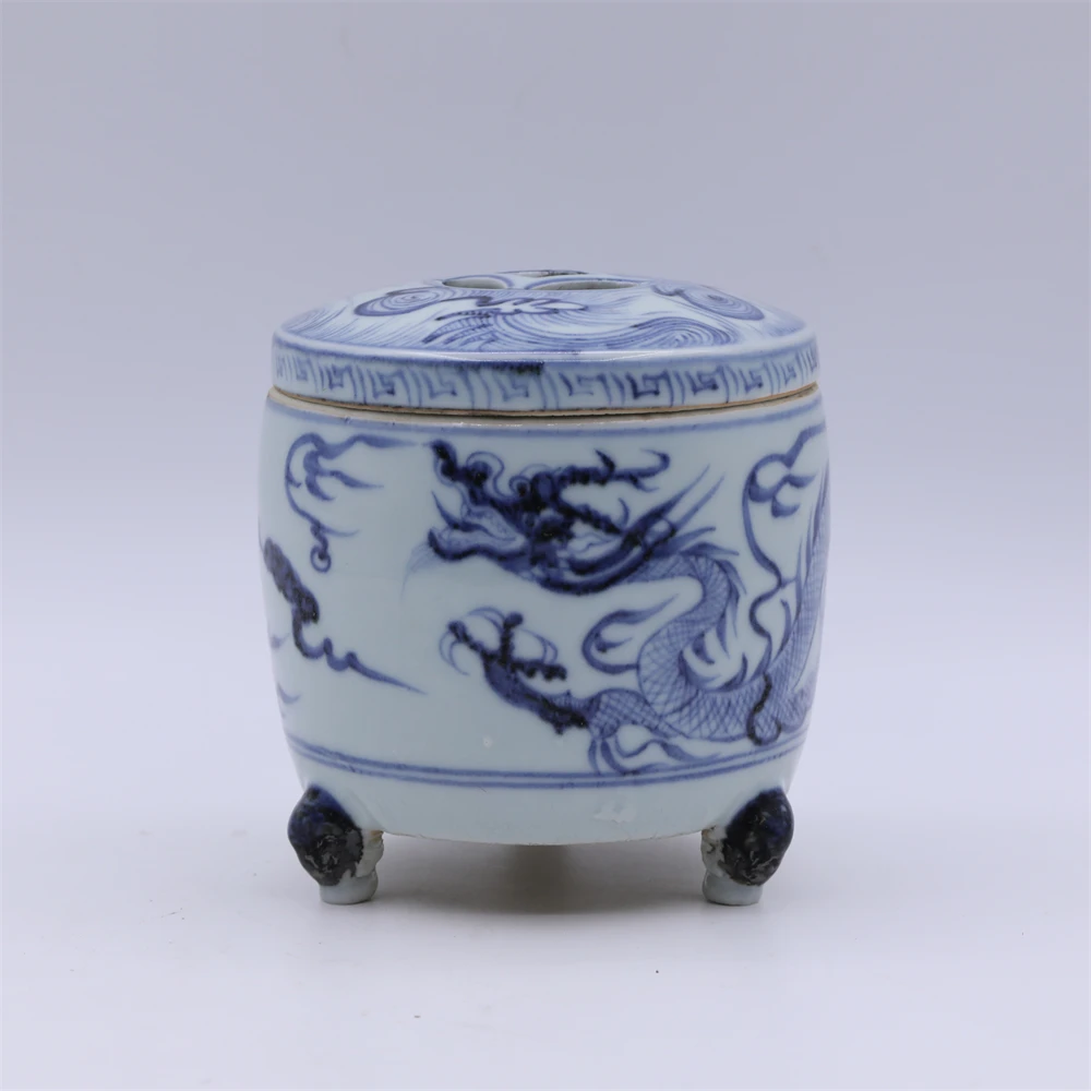 古陶瓷/ 青花云龙纹三足炉LOT4887-7-1