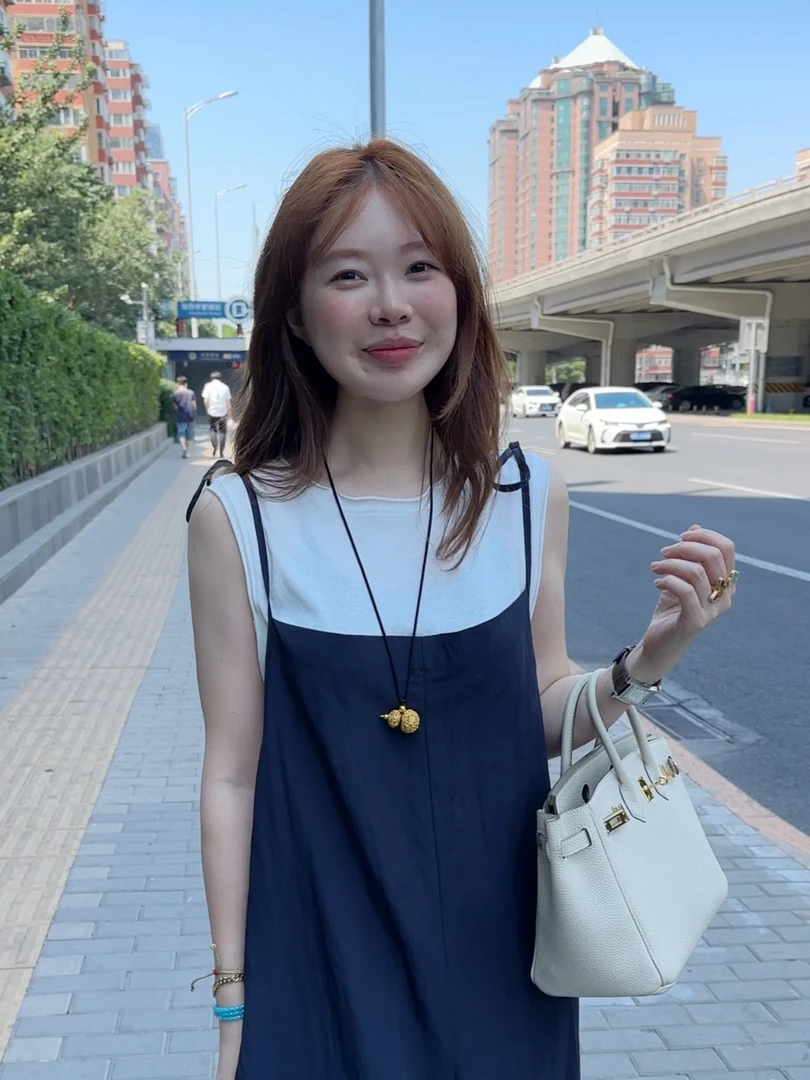 【BORAKOO】简约毛边无袖打底T恤B