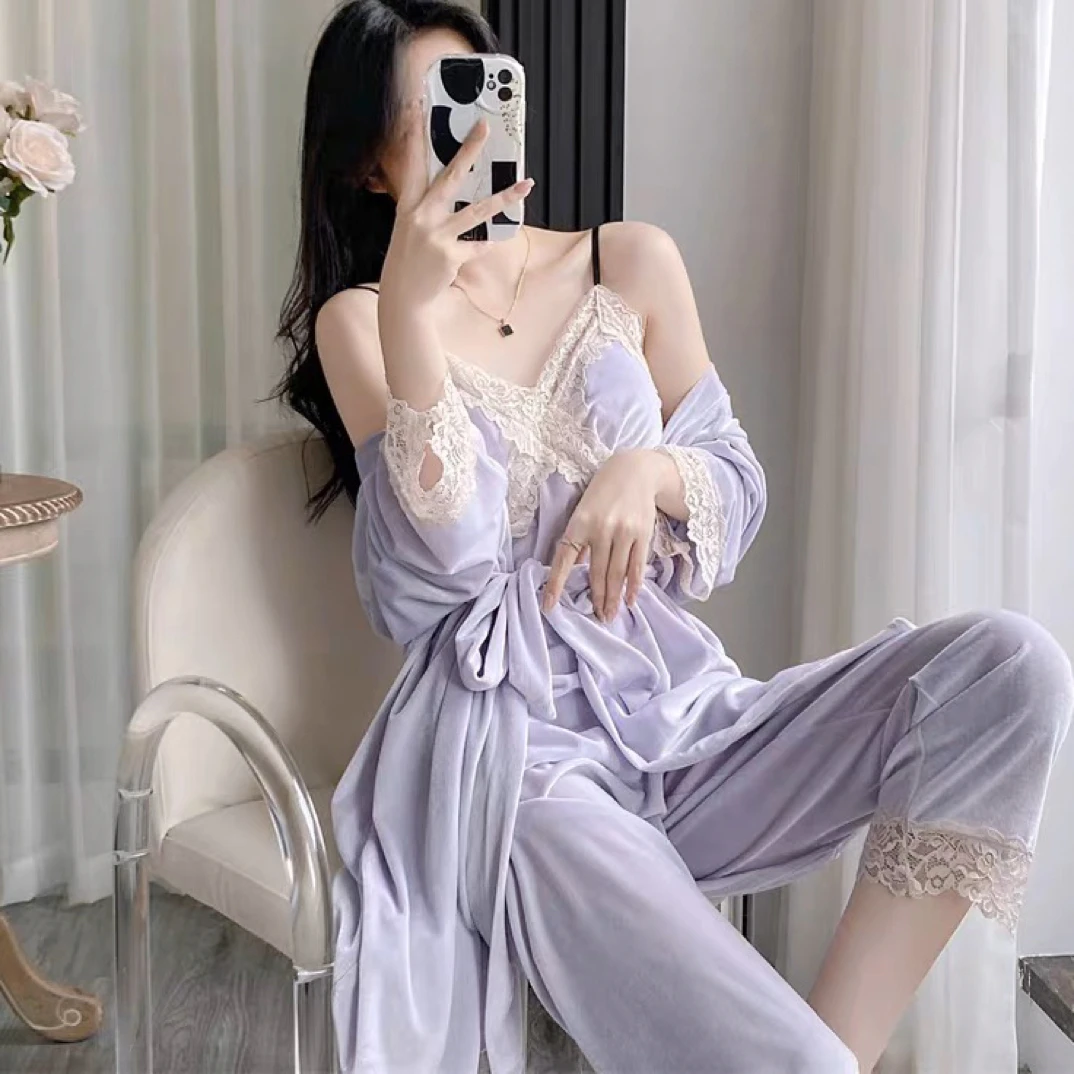 女秋冬新款蕾丝显瘦吊带长裤长袍带胸垫三件套金丝绒睡衣家居服