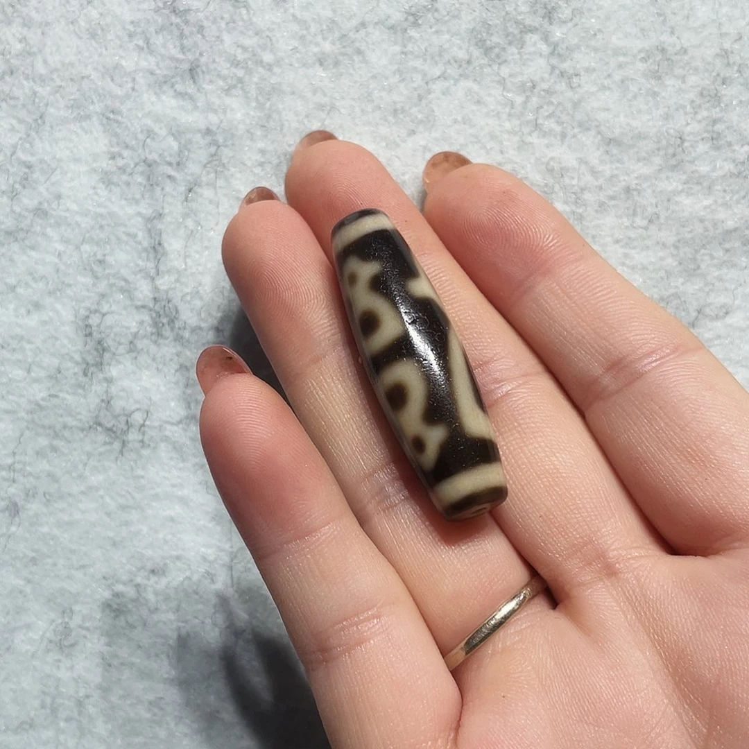 云***）玛瑙/玉髓颈饰未镶嵌