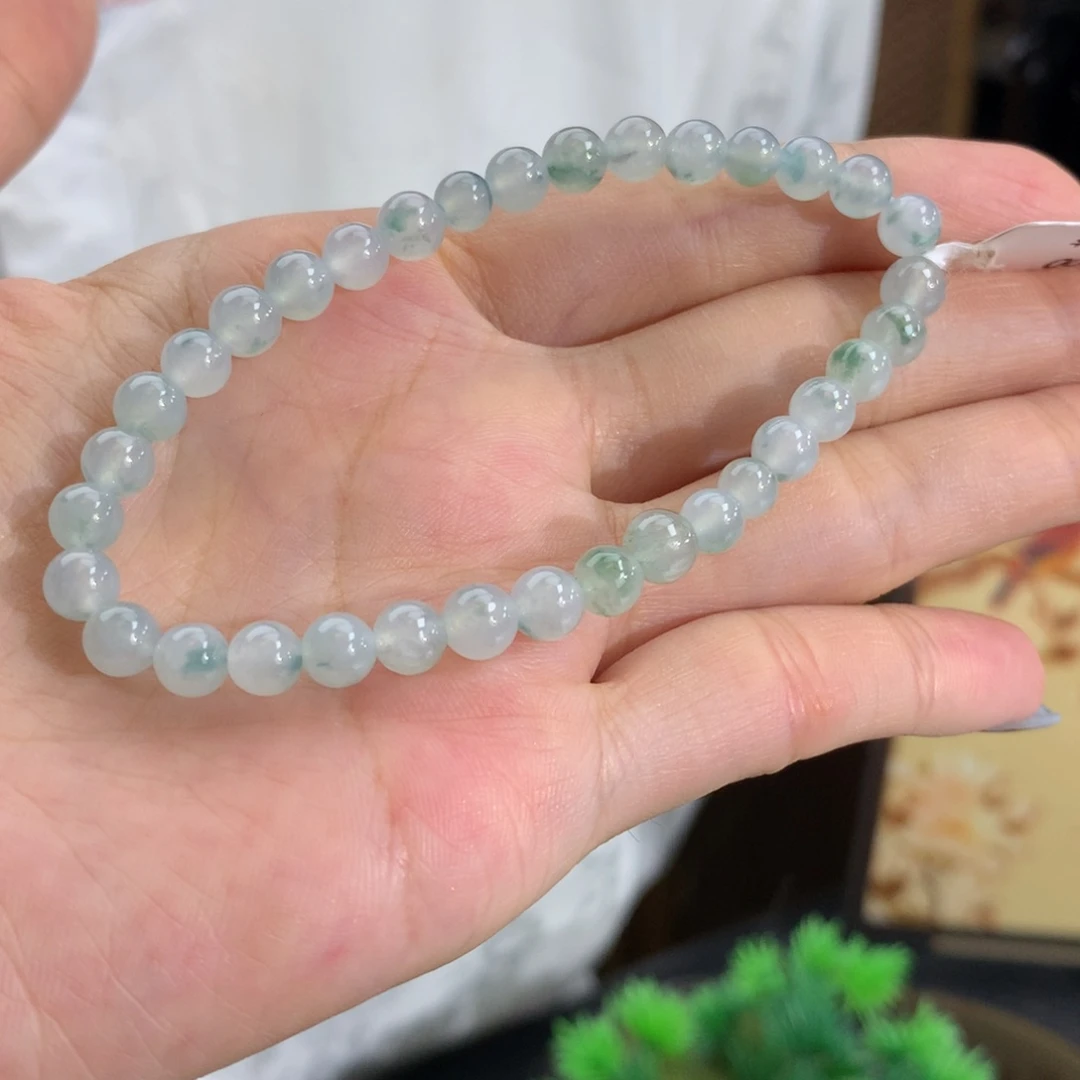 翡翠未镶嵌手串卡5.3-5.7冰胶飘花手串