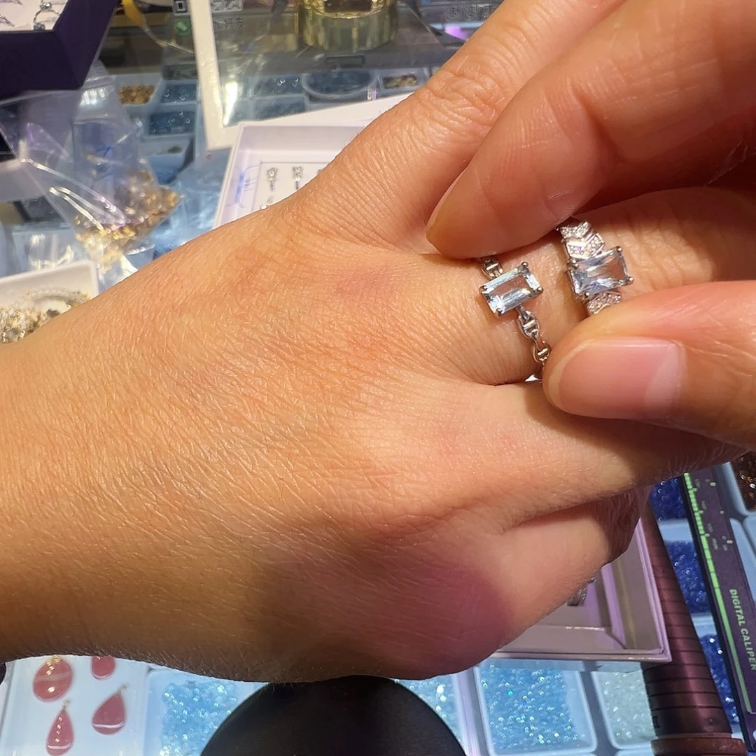 银S925镶嵌海蓝宝石戒圈多样性发货