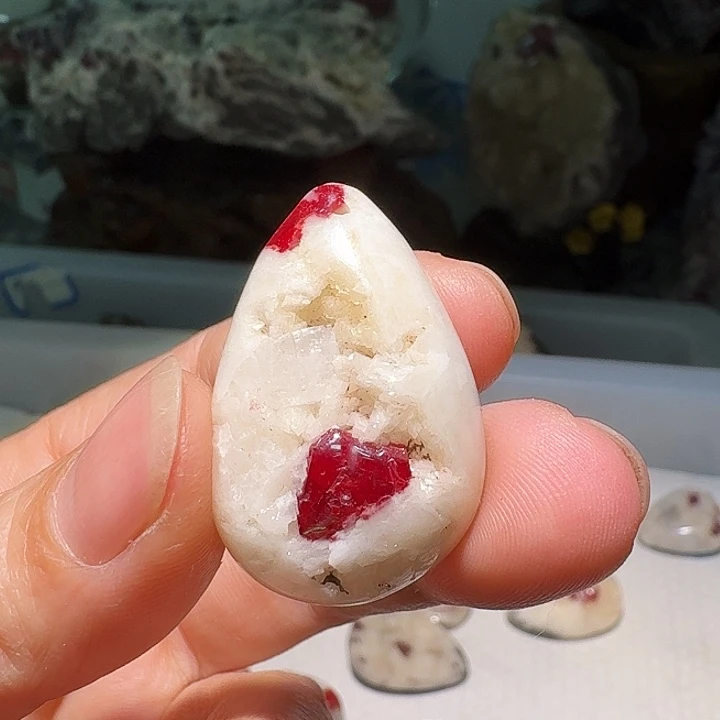 一***你天然辰砂天然朱砂原矿石吊坠