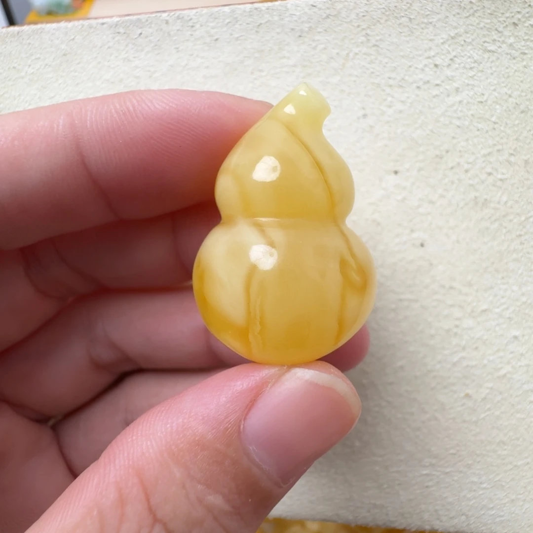 蜜蜡未镶嵌珠宝奇石超过七天不退不换