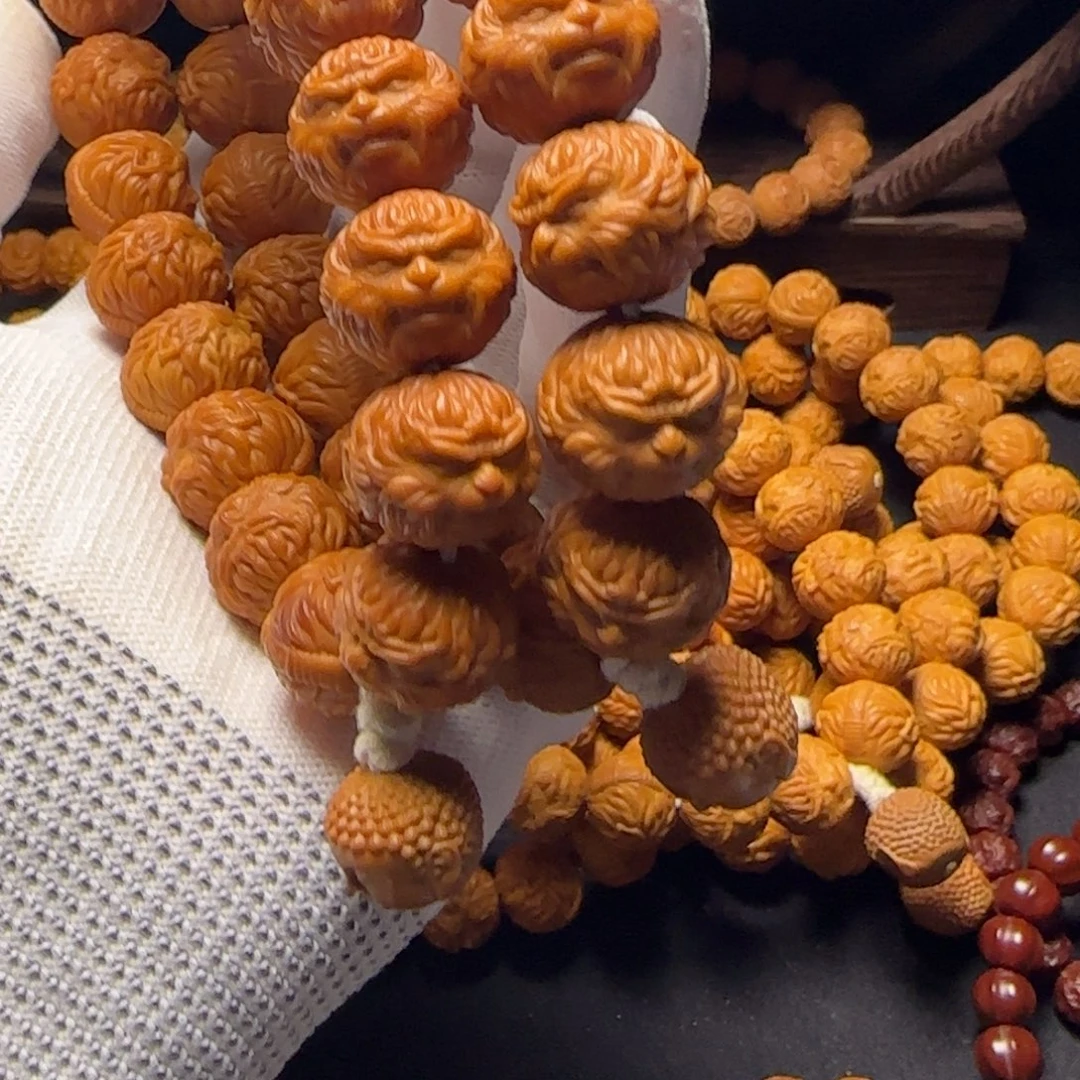 朤***朤吊坠猴头核桃猴头