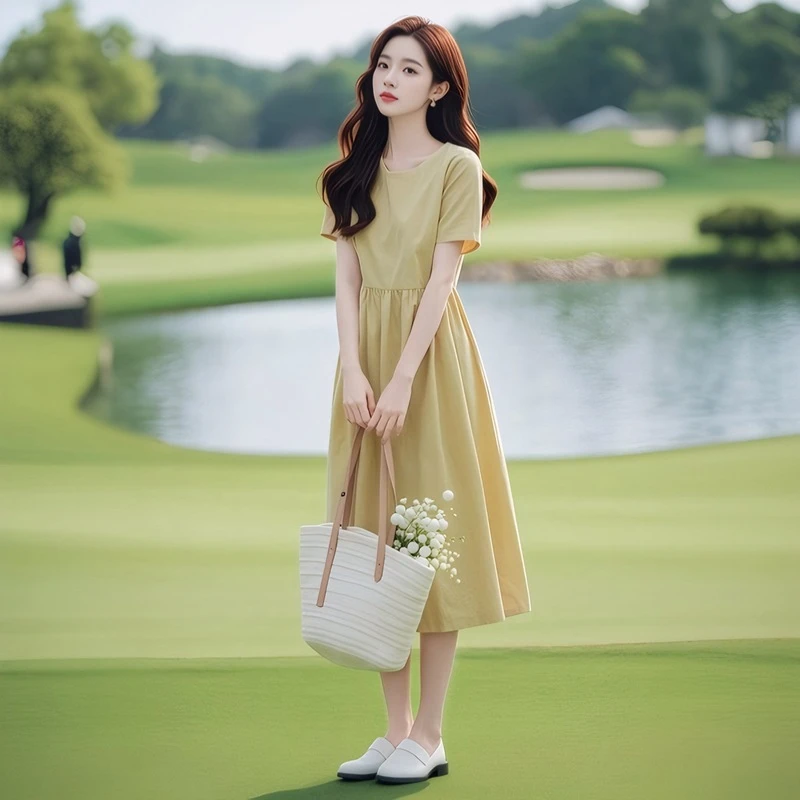 高级感时尚简约通勤短袖连衣裙2025 夏季新款设计感收腰显瘦a字裙