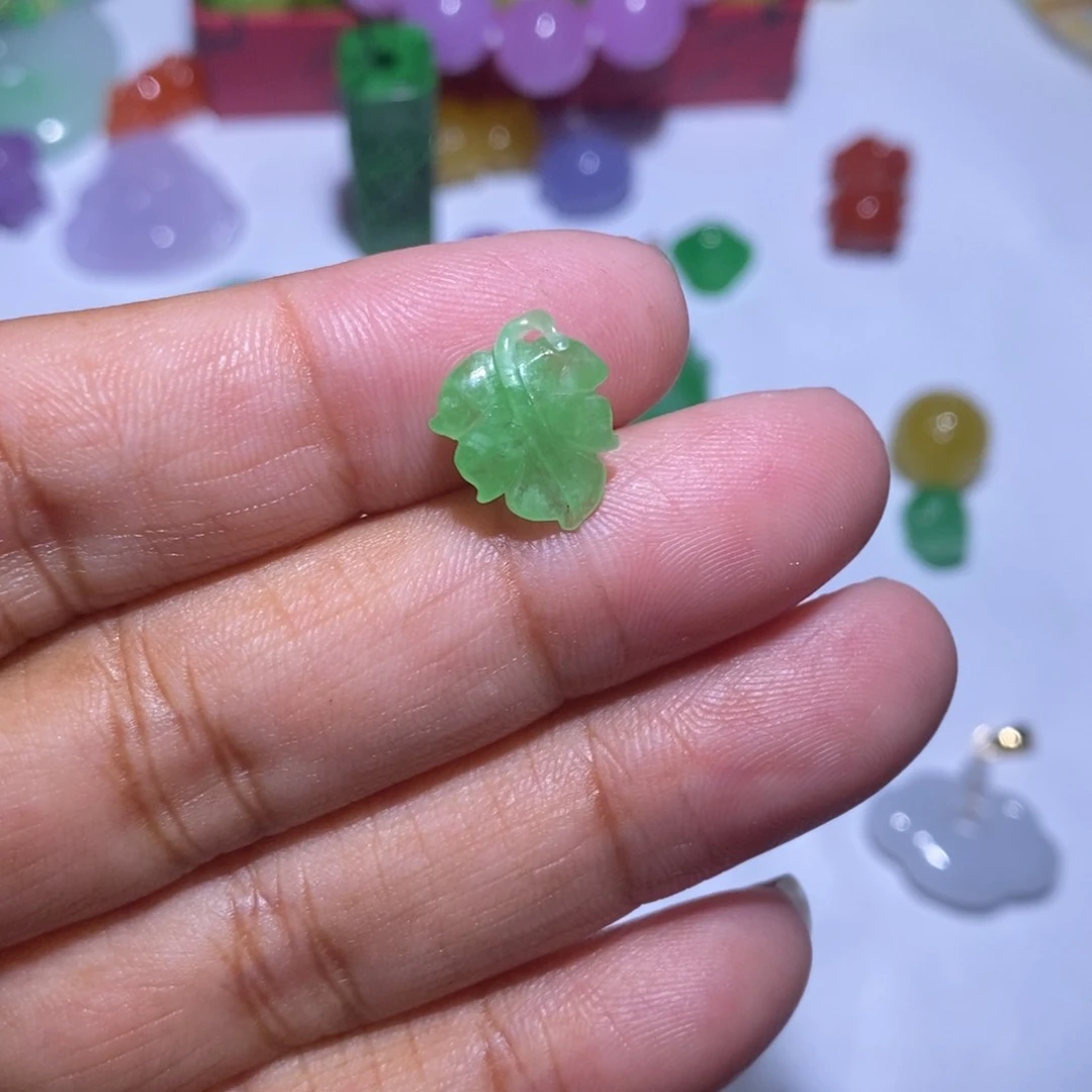 颈饰未镶嵌翡翠晴****?181