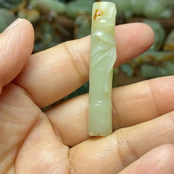 岫岩河磨玉（透闪石质玉）未镶嵌颈饰