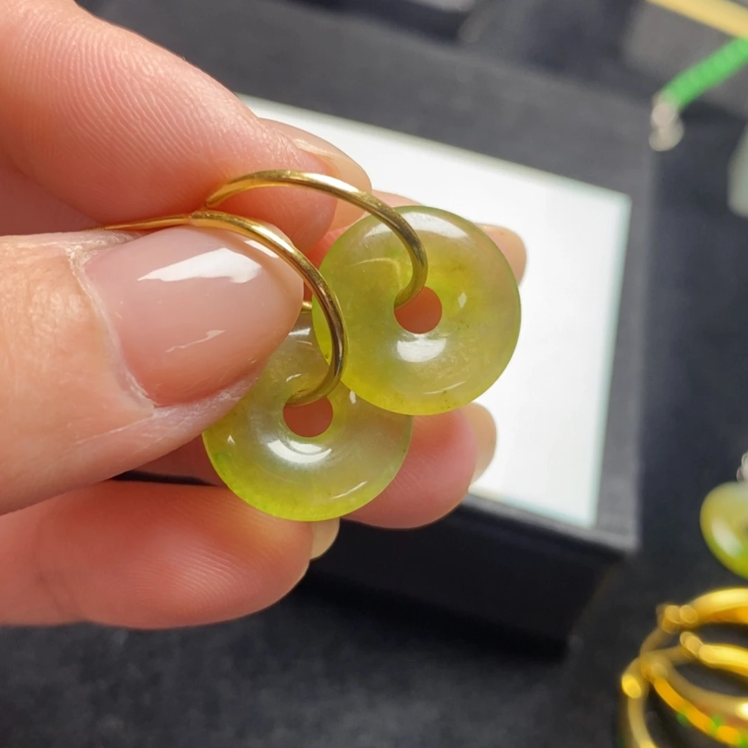 翡翠18K金镶嵌耳饰耳环