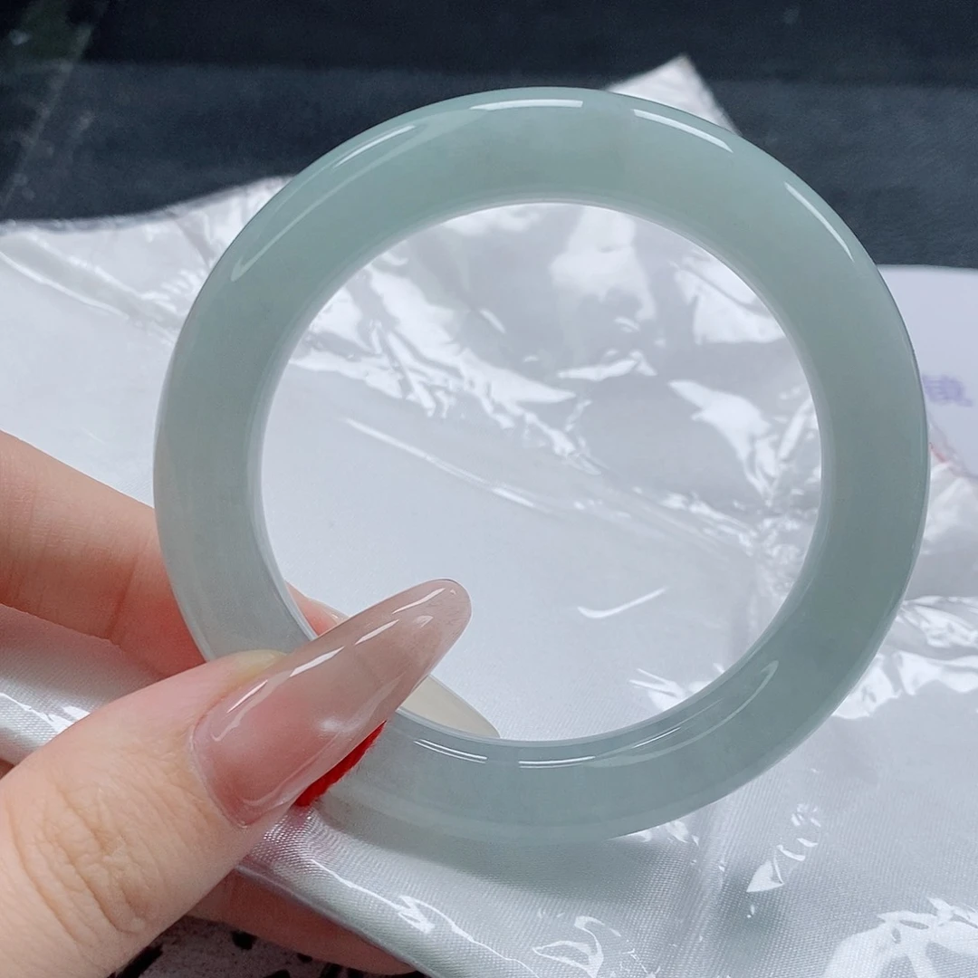 【闪购商品】未镶嵌手镯（圆镯）翡翠504号