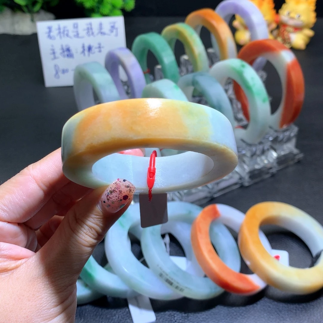 未镶嵌宽版黄翡贵妃定制翡翠