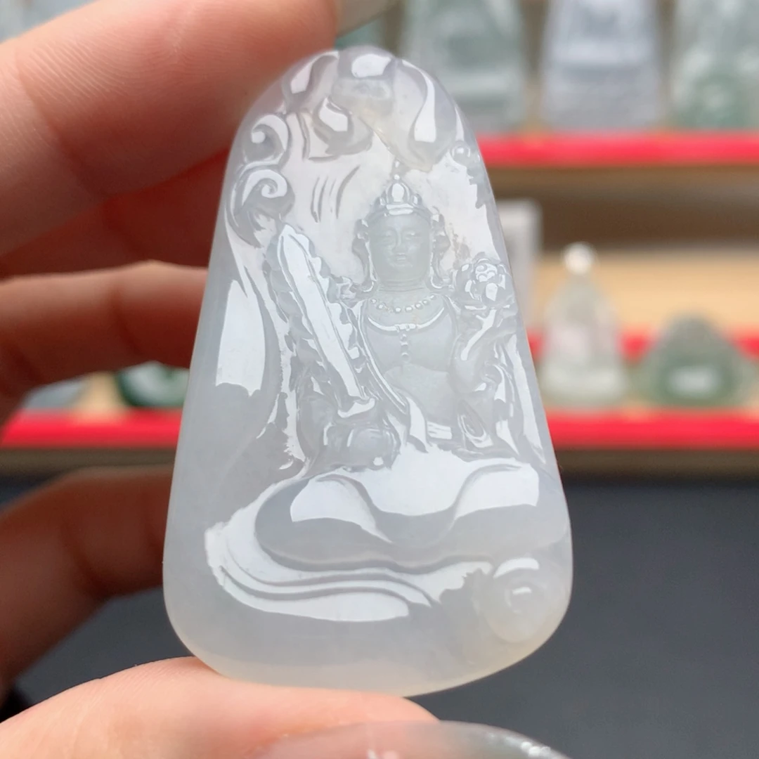 翡翠未镶嵌颈饰虚空藏菩萨