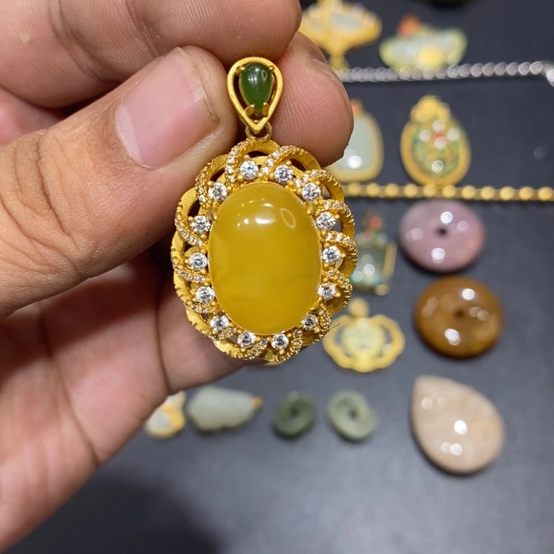琥珀颈饰银S925镀金镶嵌