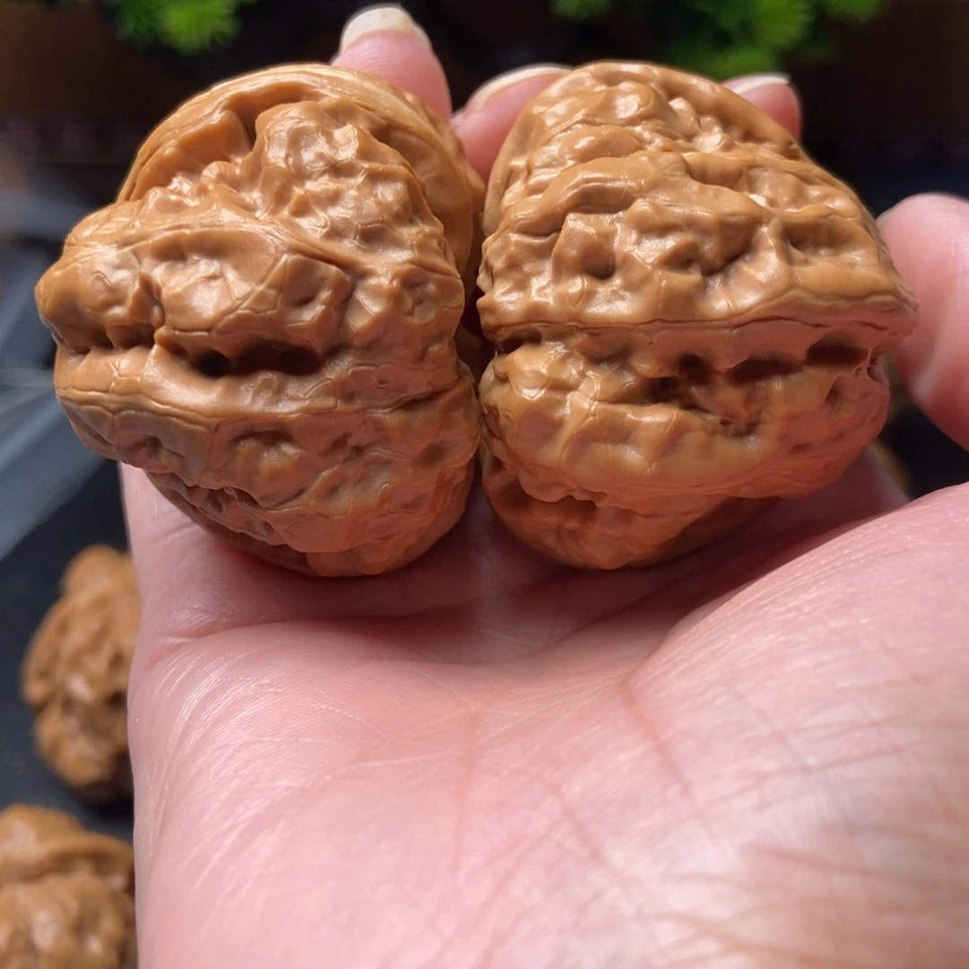 文玩核桃把件蛤蟆头45