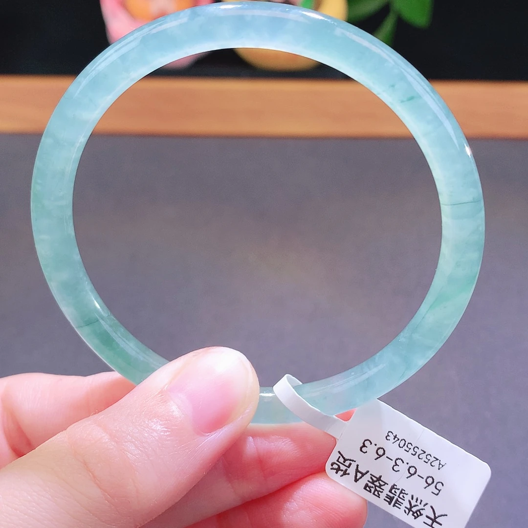 翡翠未镶嵌手镯天然翡翠