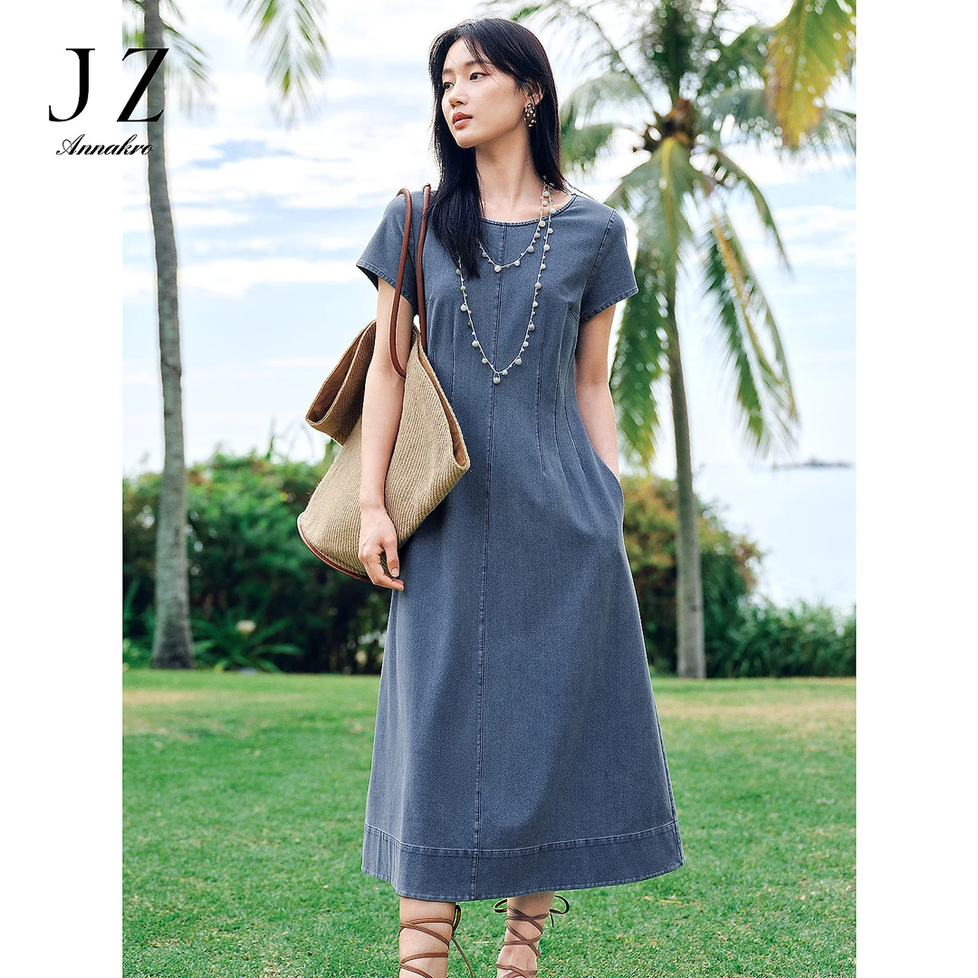 【千禧年代】玖姿安娜蔻简约怀旧牛仔收腰连衣裙2025新款KWFX50090