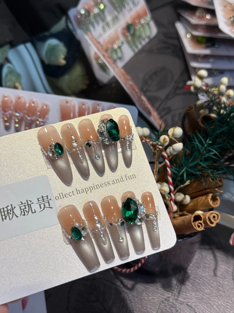 【一瞅就贵】国华高品质纯手工爆闪腮红穿戴甲时尚显白美甲K9气质